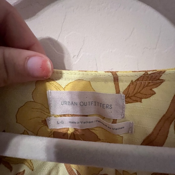 Urban Outfitters Top - Picture 2 of 4